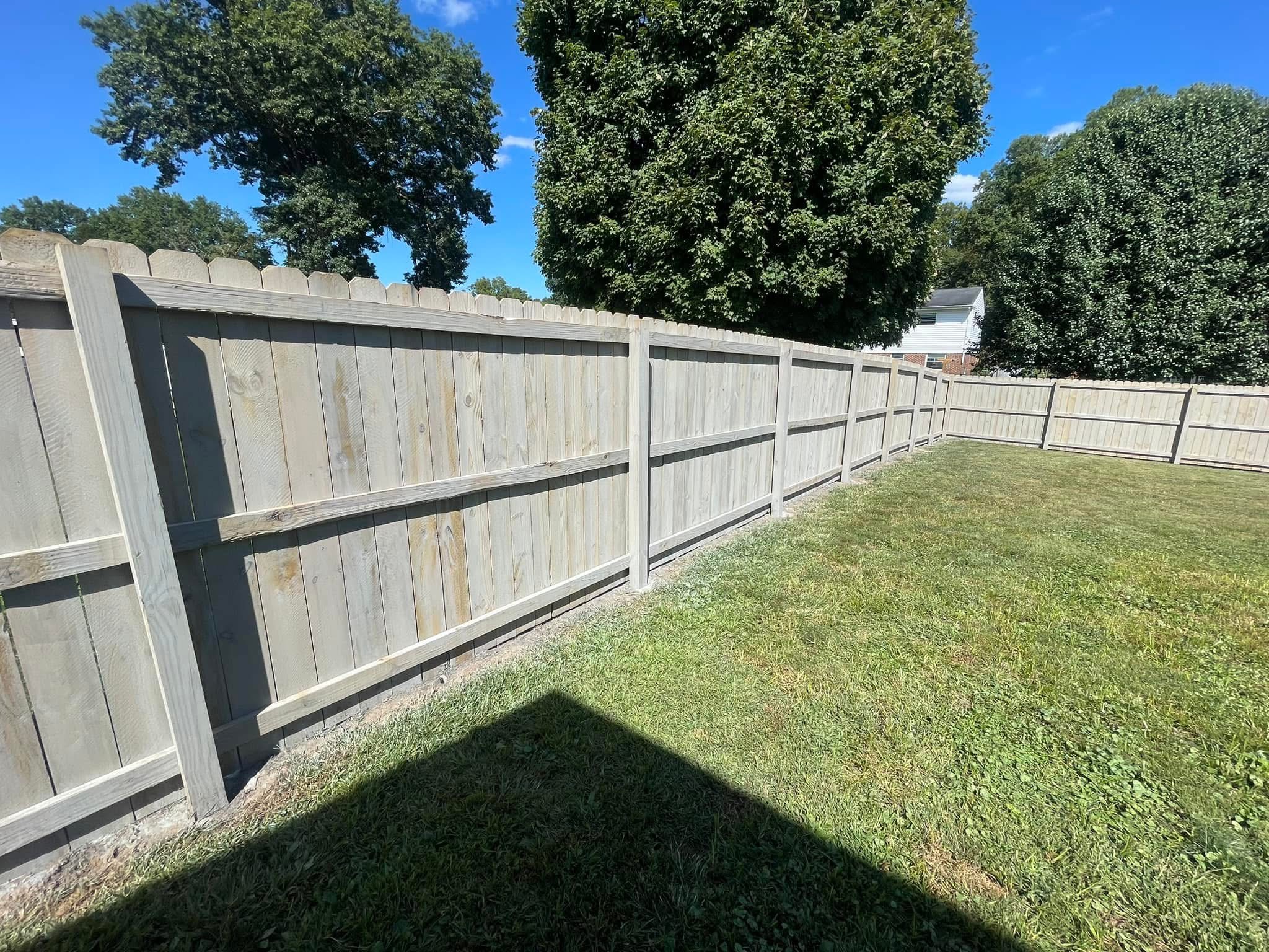 Wood Defender Cape Cod Fence photo